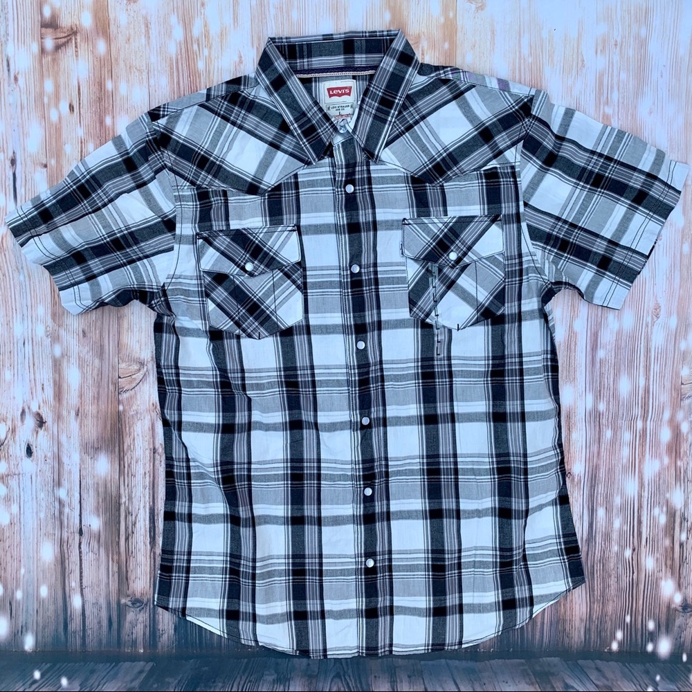Levi’s Button Up Cotton Plaid Shirt (B2)
